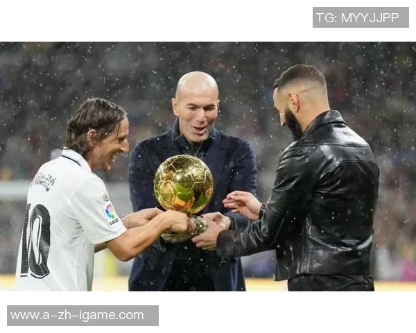 齐达内的欧冠传奇之路：从球员到教练的辉煌成就与影响